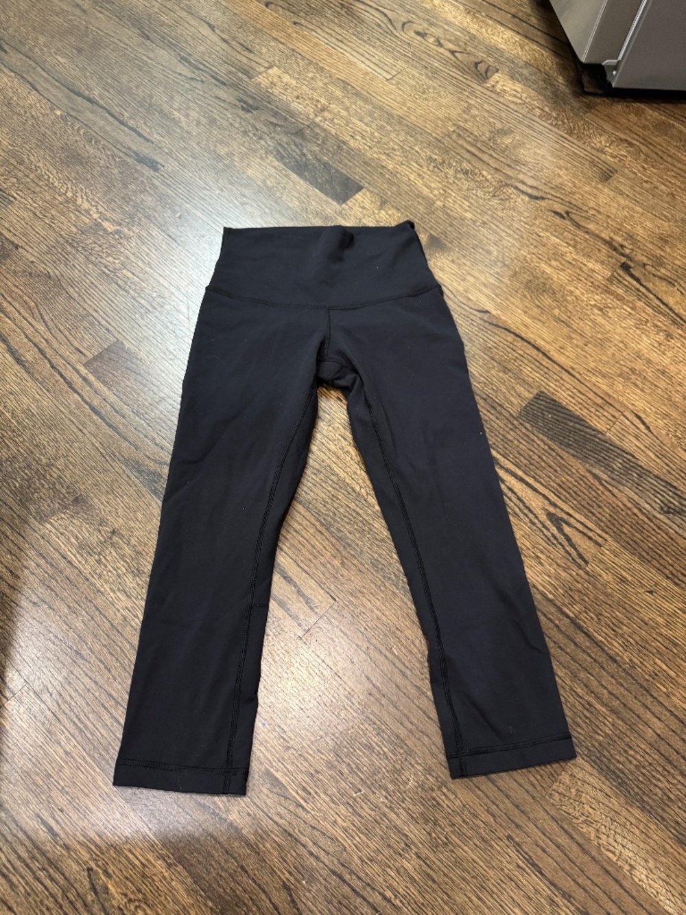 Lululemon Align High‑Rise Cropped